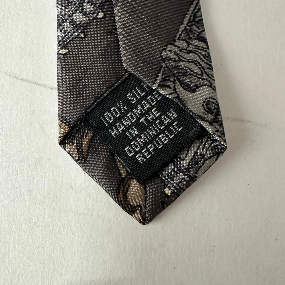 Mens Handmade Silk Tie Paisley Baroque Orante Academia Sophisticated Classic